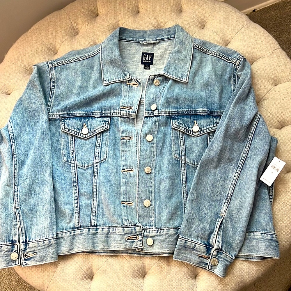 NWT Gap Factory Cropped Denim Jacket - SIZE XXL